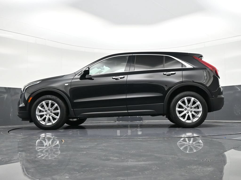 Used 2022 Cadillac XT4 Luxury w/ Driver Awareness Package FWD image 21
