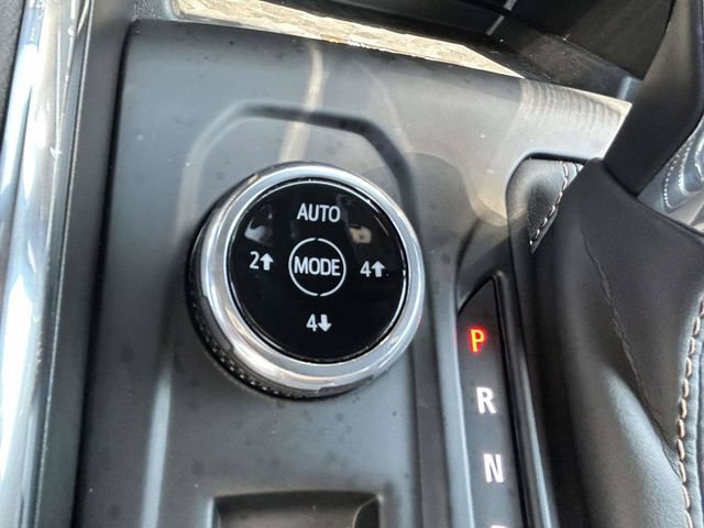 Used 2026 GMC Canyon AT4 w/ Technology Plus Package AWD/4WD image 24