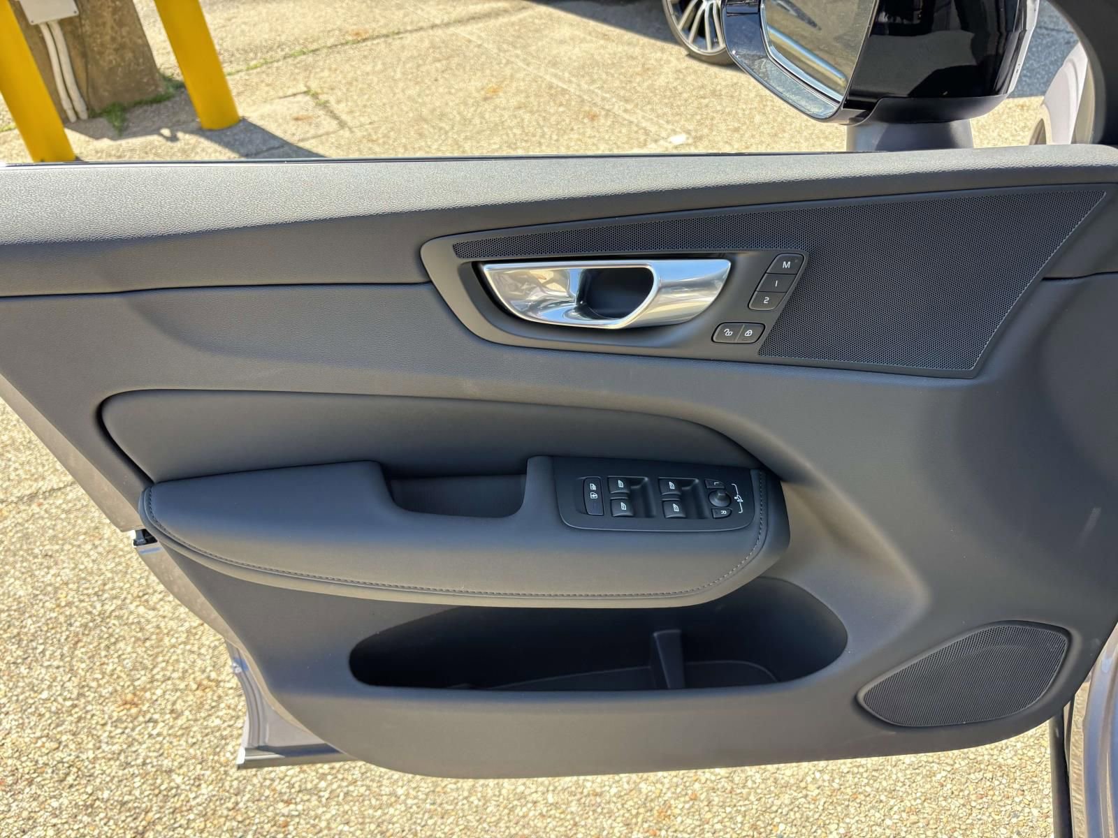 New 2026 Volvo XC60 B5 Plus AWD/4WD image 11