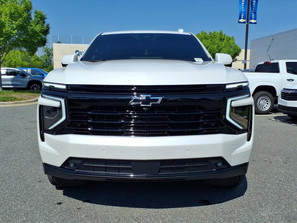 Used 2025 Chevrolet Suburban RST w/ Comfort Package AWD/4WD image 38