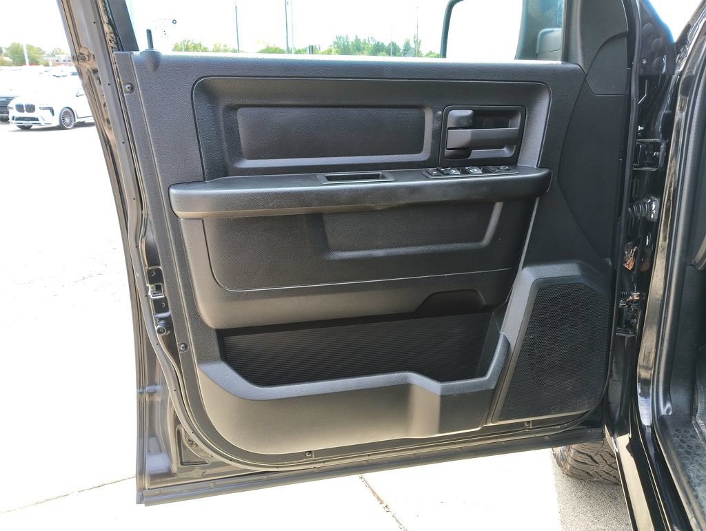 Used 2021 RAM 1500 Express w/ Wheel & Sound Group AWD/4WD image 19