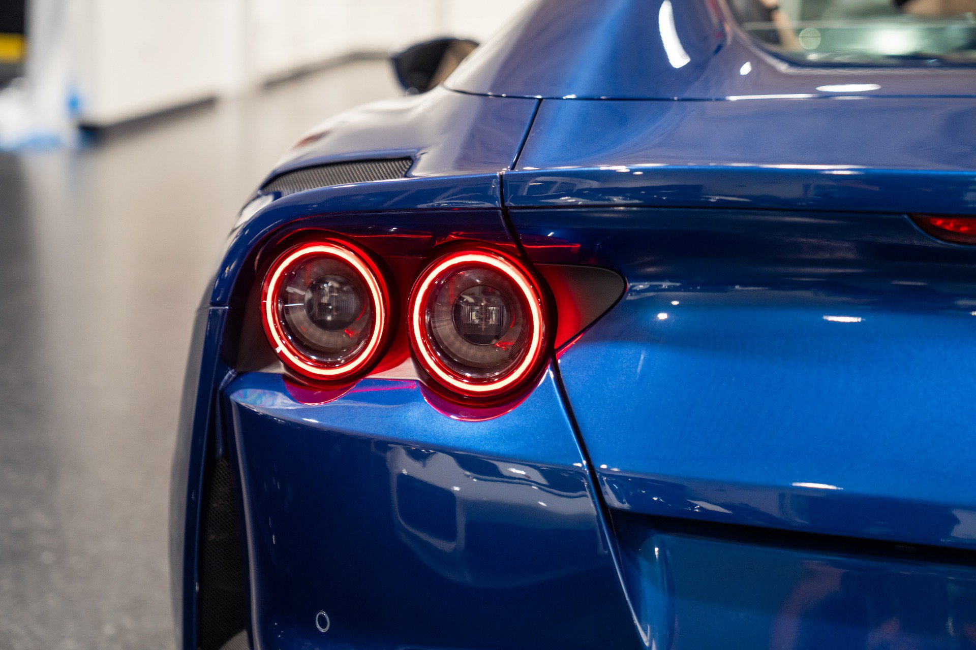 Used 2021 Ferrari 812 GTS RWD image 27