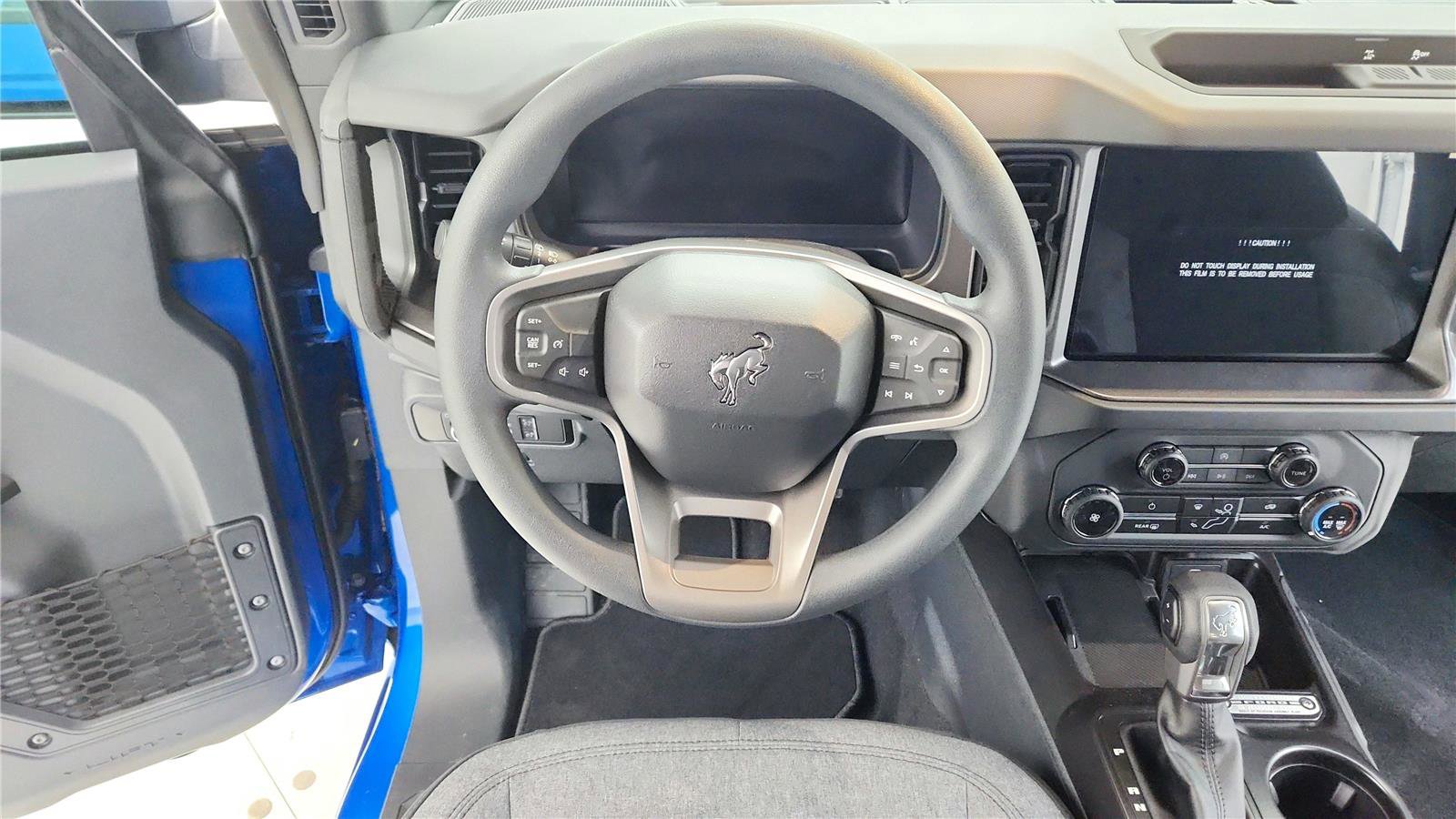 New 2025 Ford Bronco 4-Door image 24