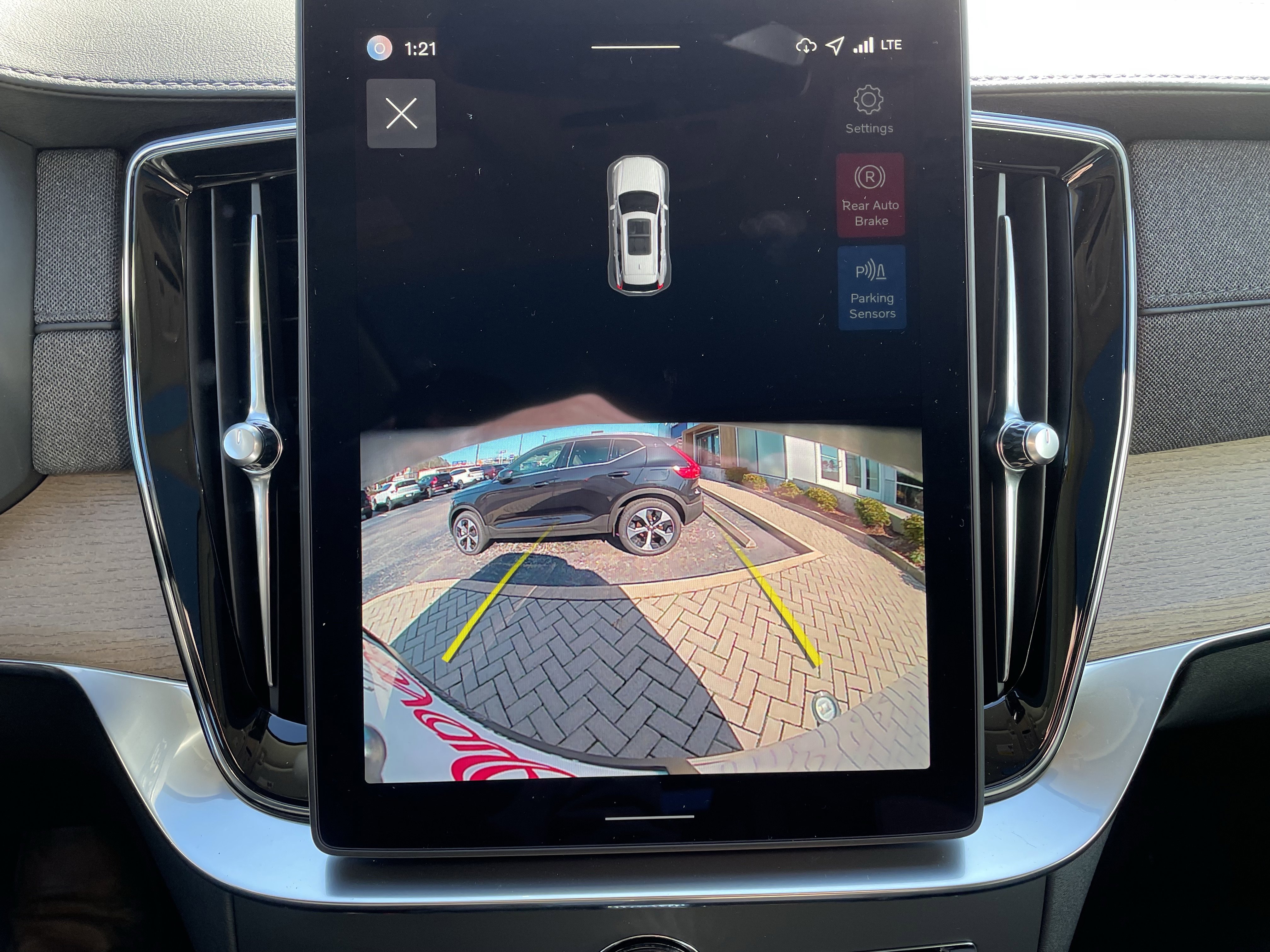 New 2026 Volvo XC90 B5 Core image 19