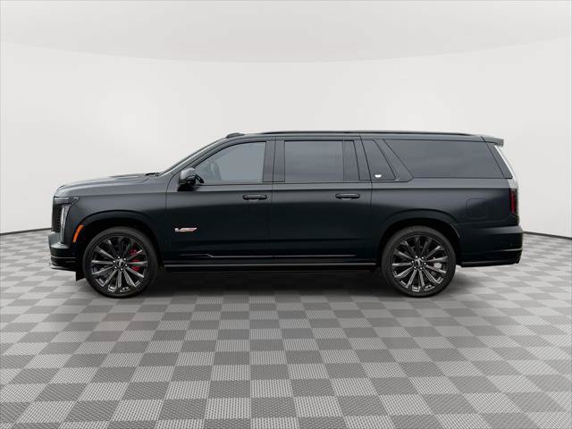 Used 2025 Cadillac Escalade ESV V AWD/4WD image 4