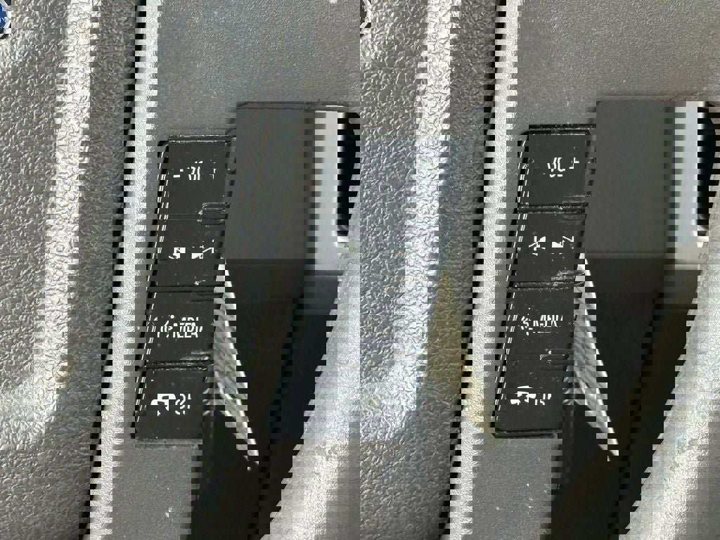 Used 2010 Ford F150 XLT AWD/4WD image 22