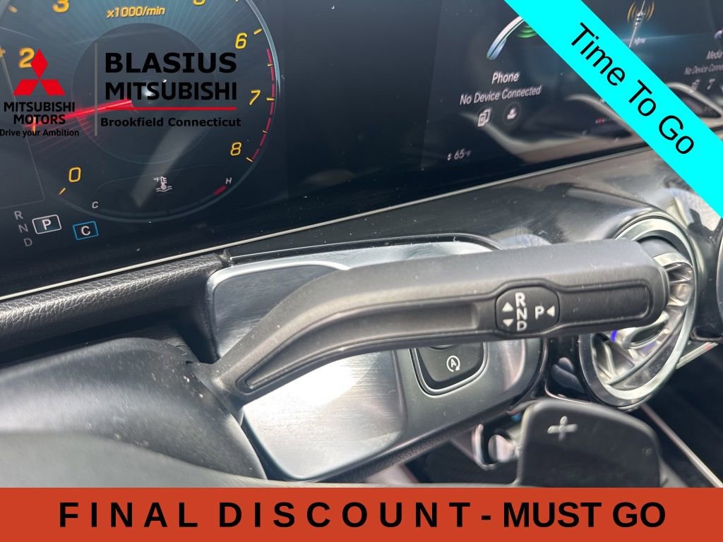 Used 2021 Mercedes-Benz GLB 250 4MATIC w/ AMG Line image 32