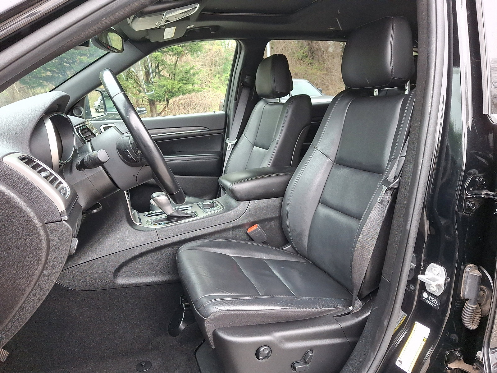 Used 2021 Jeep Grand Cherokee Limited AWD/4WD image 14