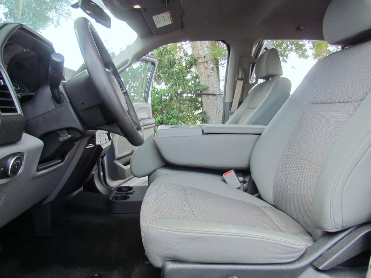 Used 2017 Ford F250 XL w/ STX Appearance Package AWD/4WD image 17