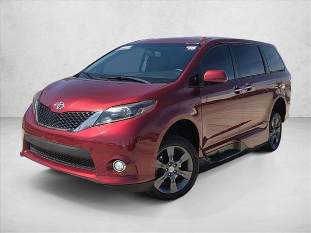 Used 2015 Toyota Sienna SE Premium image 1