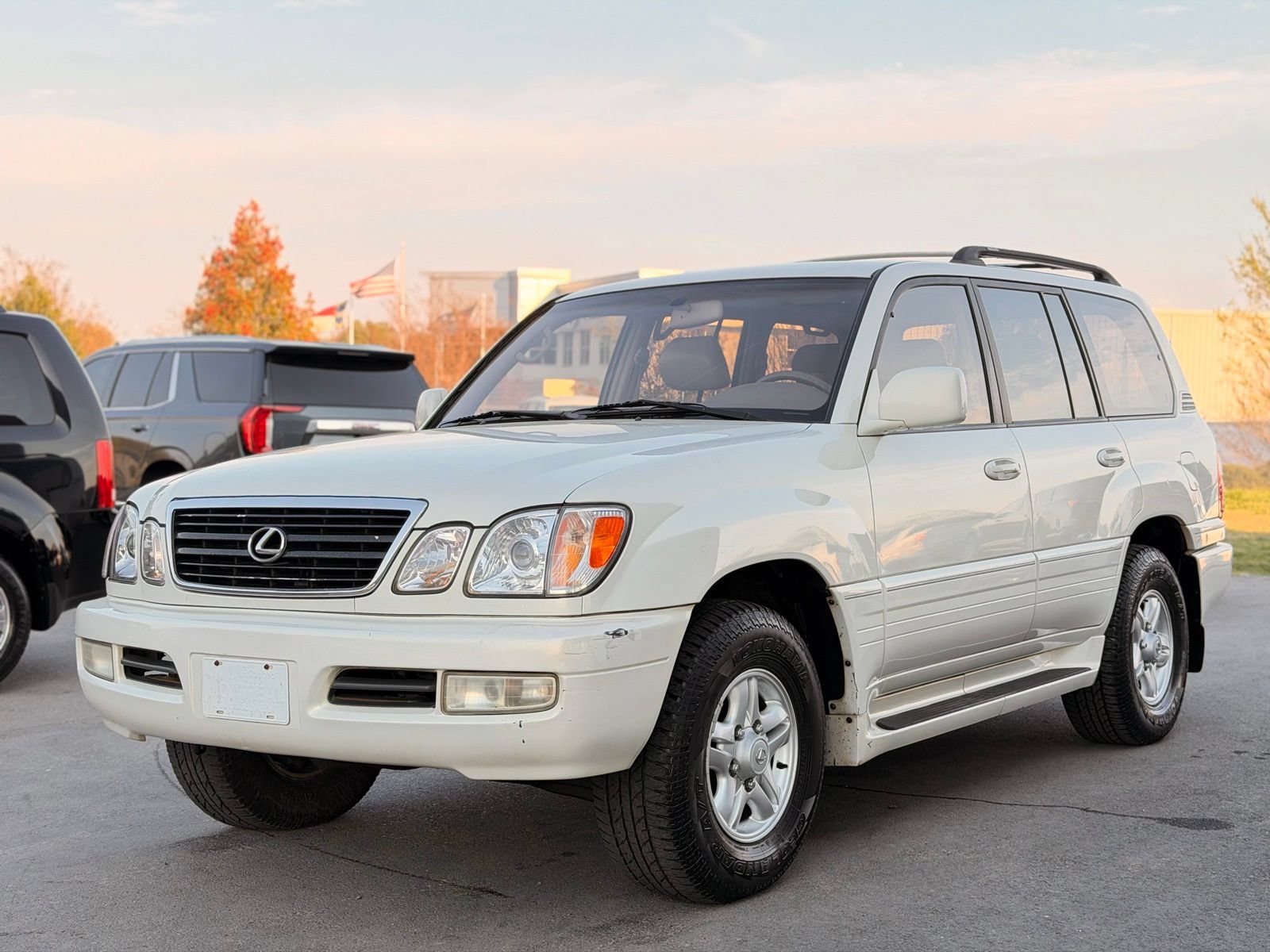 Used 1999 Lexus LX 470 4WD image 7