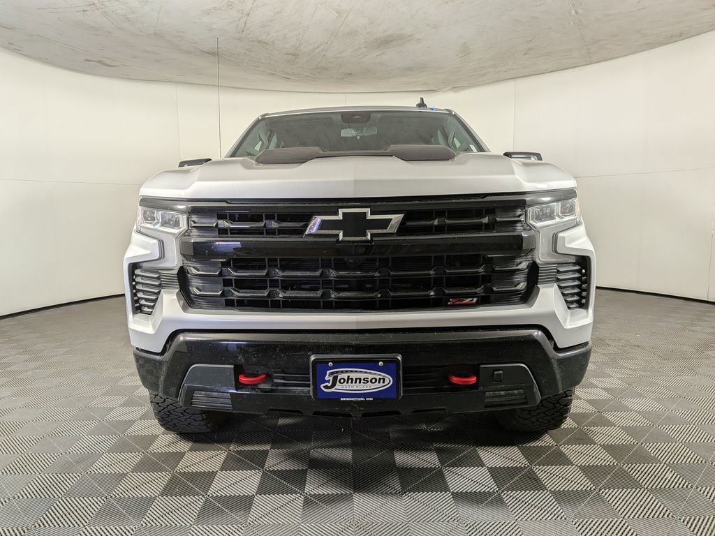 Used 2022 Chevrolet Silverado 1500 LT Trail Boss w/ LT Trail Boss Premium Package AWD/4WD image 2