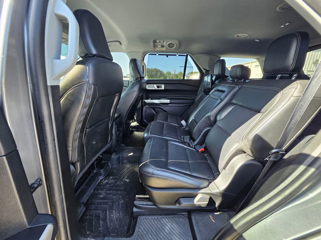 Used 2022 Ford Explorer Limited AWD/4WD image 15