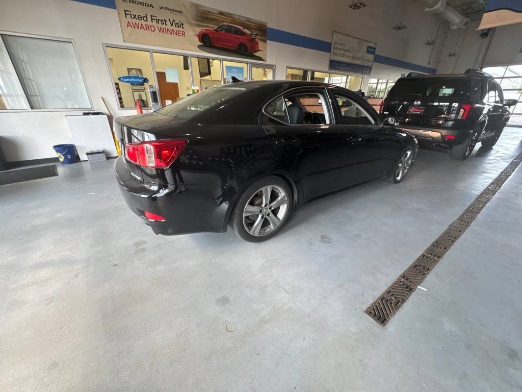 Used 2013 Lexus IS 250 RWD image 11