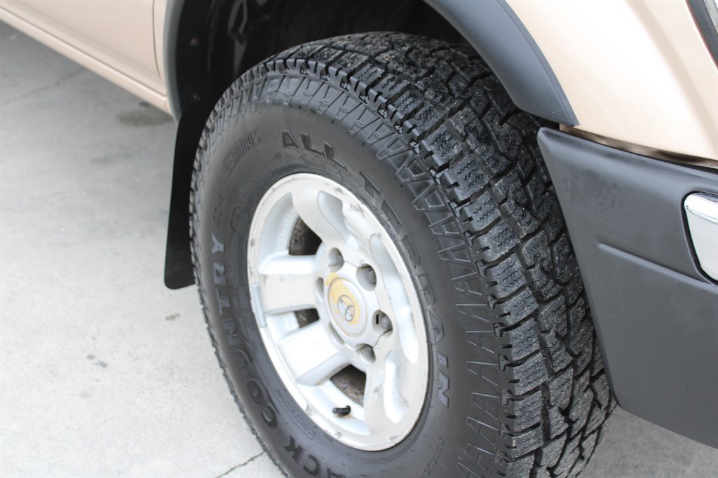 Used 1999 Toyota Tacoma 4x4 Xtracab V6 image 13