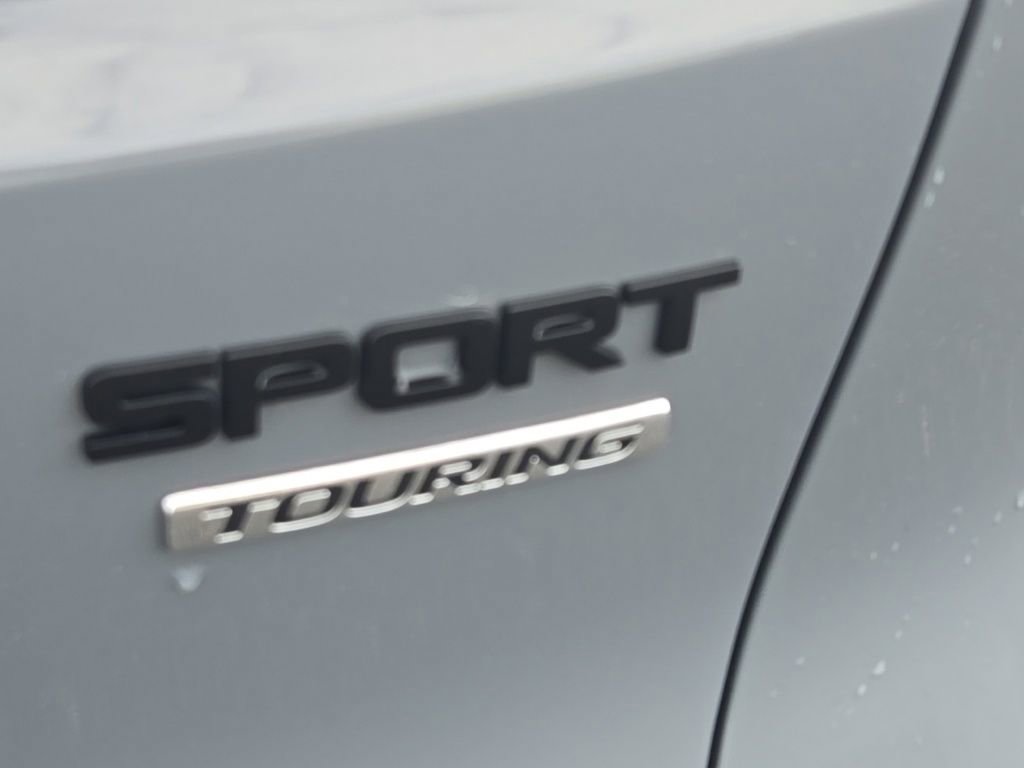 Used 2025 Honda CR-V Sport Touring image 9