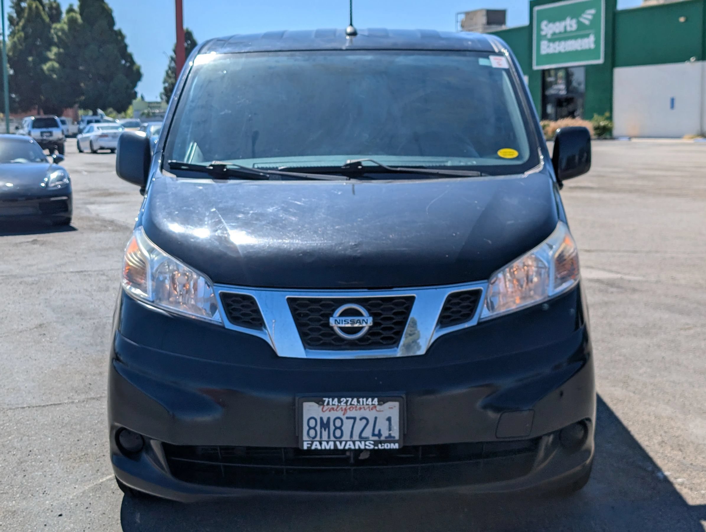 Used 2014 Nissan NV200 SV w/ Technology Package FWD image 2