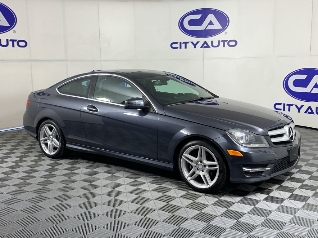 Used 2013 Mercedes-Benz C 250 Coupe image 1