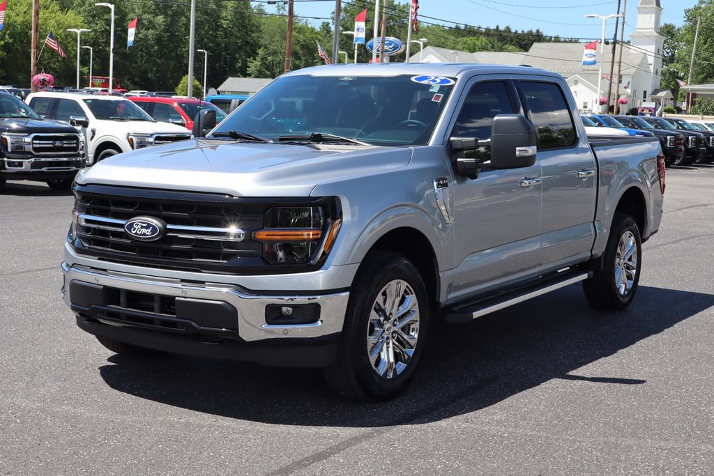 Used 2025 Ford F150 XLT w/ Equipment Group 302A MID AWD/4WD image 16