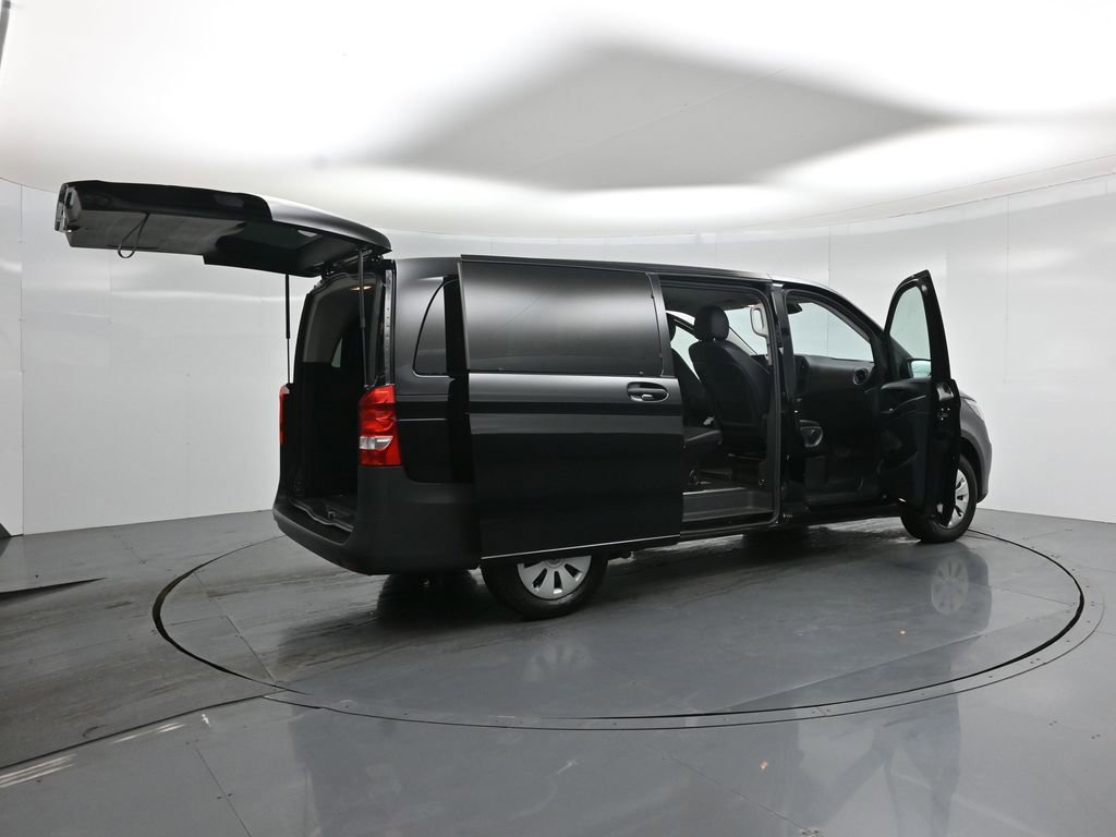 Used 2023 Mercedes-Benz Metris Passenger image 5