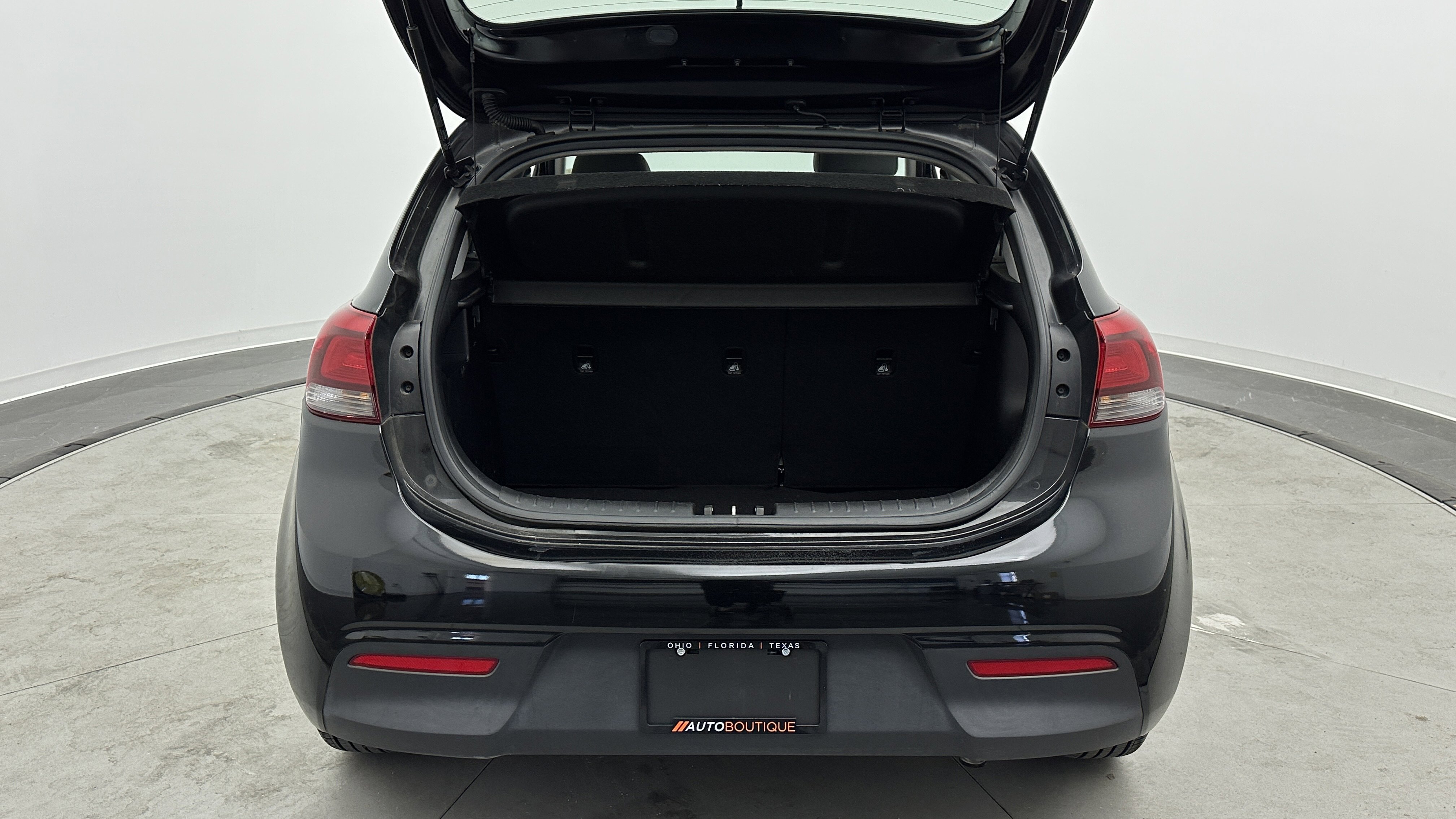 Used 2018 Kia Rio S image 27