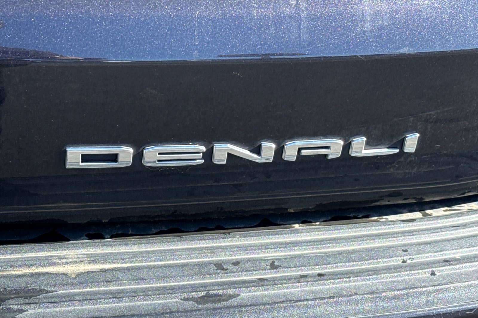 Used 2023 GMC Yukon Denali image 37