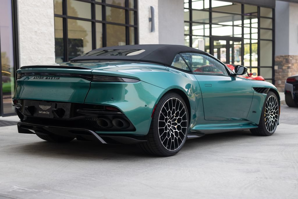 Used 2023 Aston Martin DBS Superleggera Volante RWD image 18