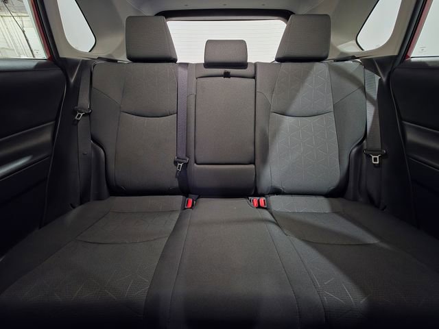 Used 2025 Toyota RAV4 XLE AWD/4WD image 15
