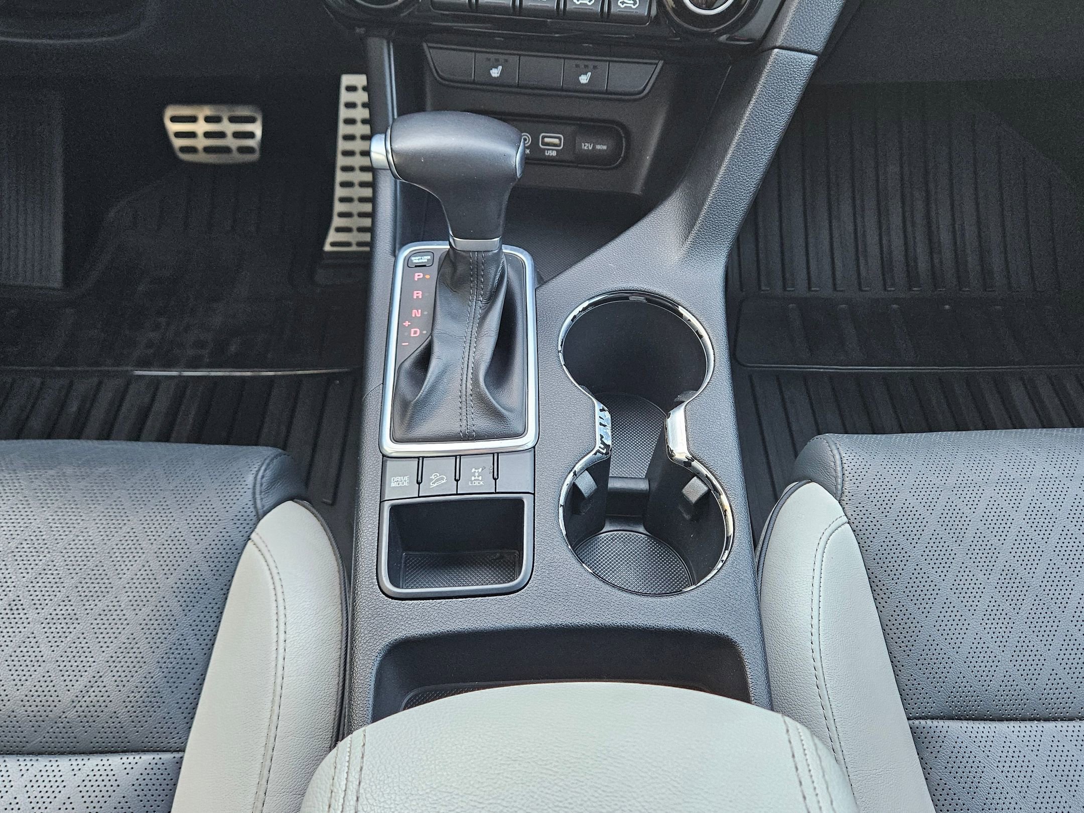 Used 2018 Kia Sportage EX w/ EX Sport Appearance Package image 12