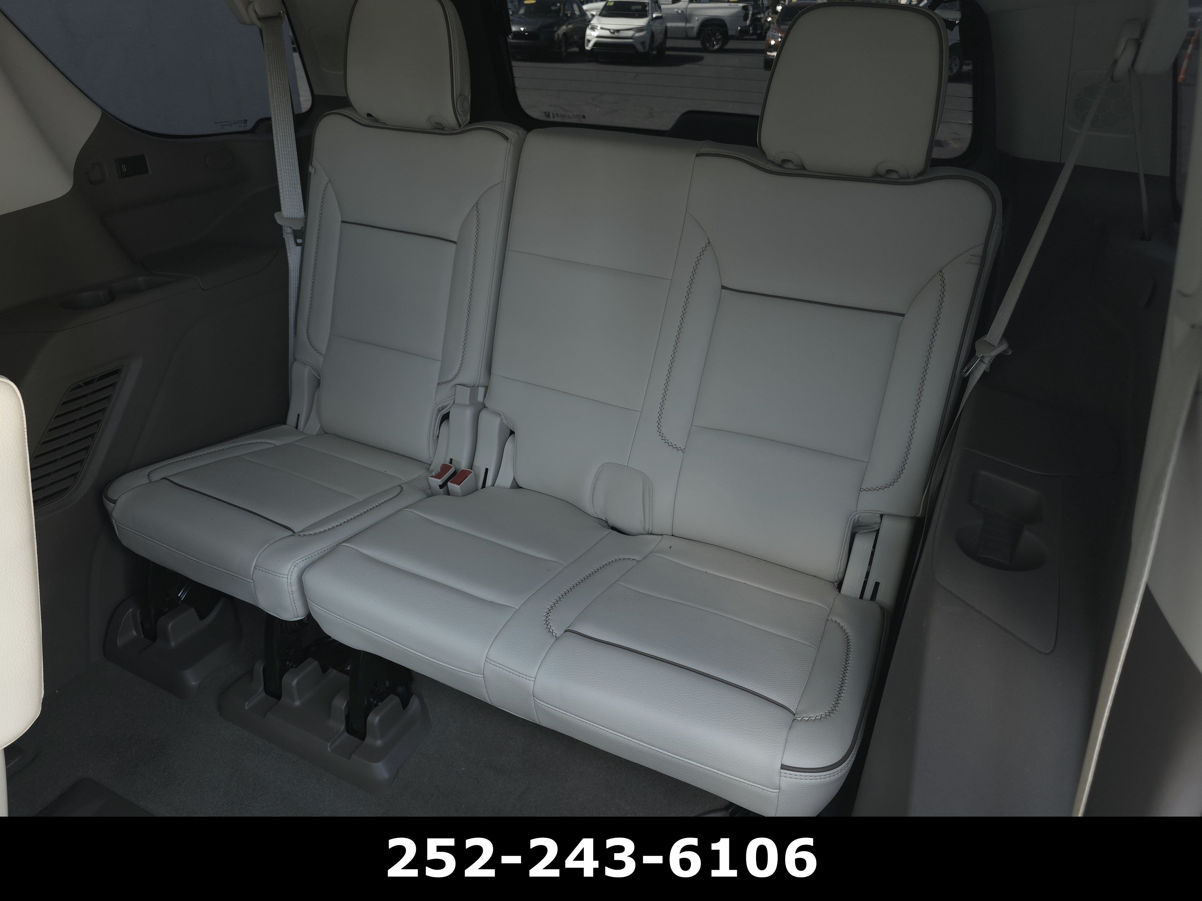 Used 2021 GMC Yukon Denali w/ Denali Premium Package AWD/4WD image 34