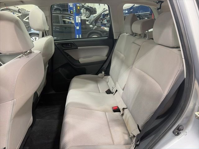 Used 2018 Subaru Forester 2.5i Premium AWD/4WD image 12