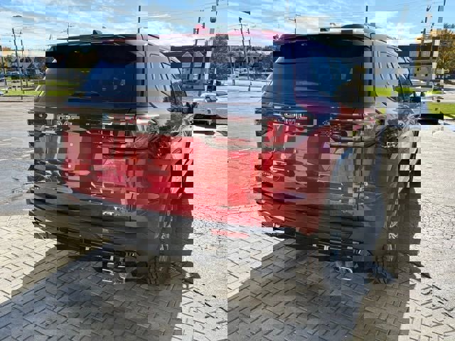 New 2026 GMC Acadia AT4 w/ Super Cruise Package image 9