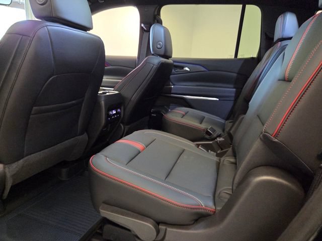 New 2027 Chevrolet Traverse RS w/ LPO, Floor Liner Package FWD image 13