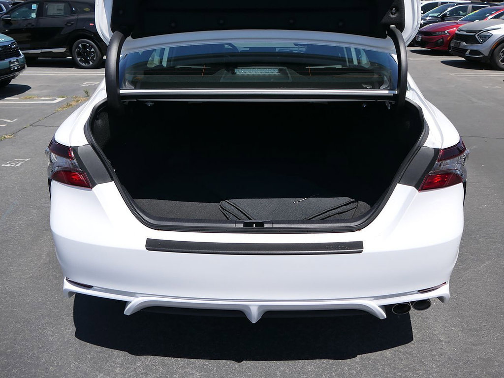 Used 2024 Toyota Camry SE FWD image 23