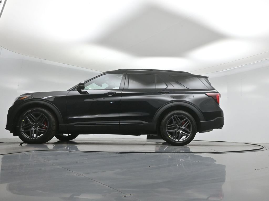 New 2026 Ford Explorer ST image 7
