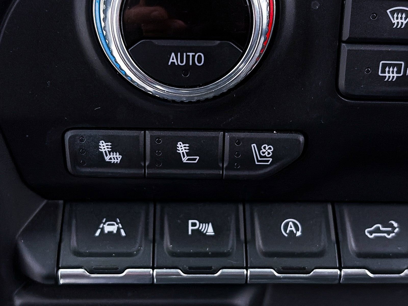 Used 2021 GMC Sierra 1500 SLT w/ SLT Premium Plus Package image 25