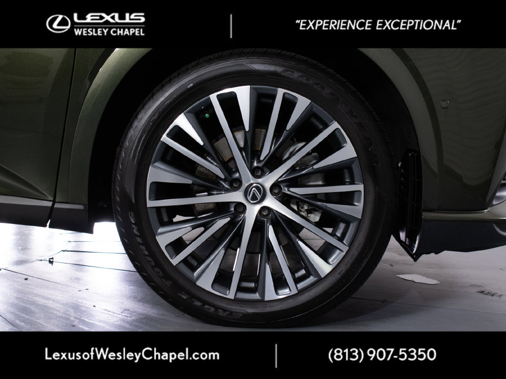 Certified 2025 Lexus RX 350 Premium Plus w/ Convenience Package FWD image 3