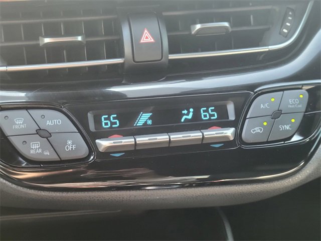 Used 2020 Toyota C-HR LE image 28