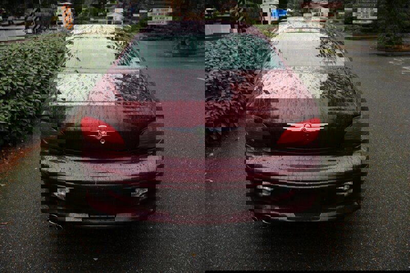 Used 2000 Chrysler LHS image 11