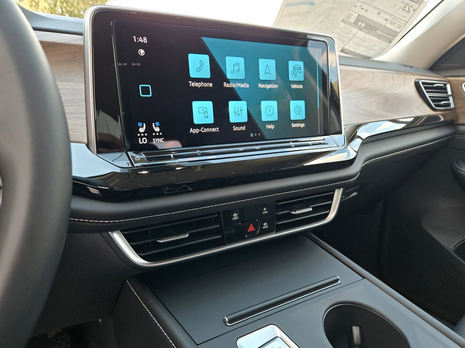 New 2026 Volkswagen Atlas SE image 12