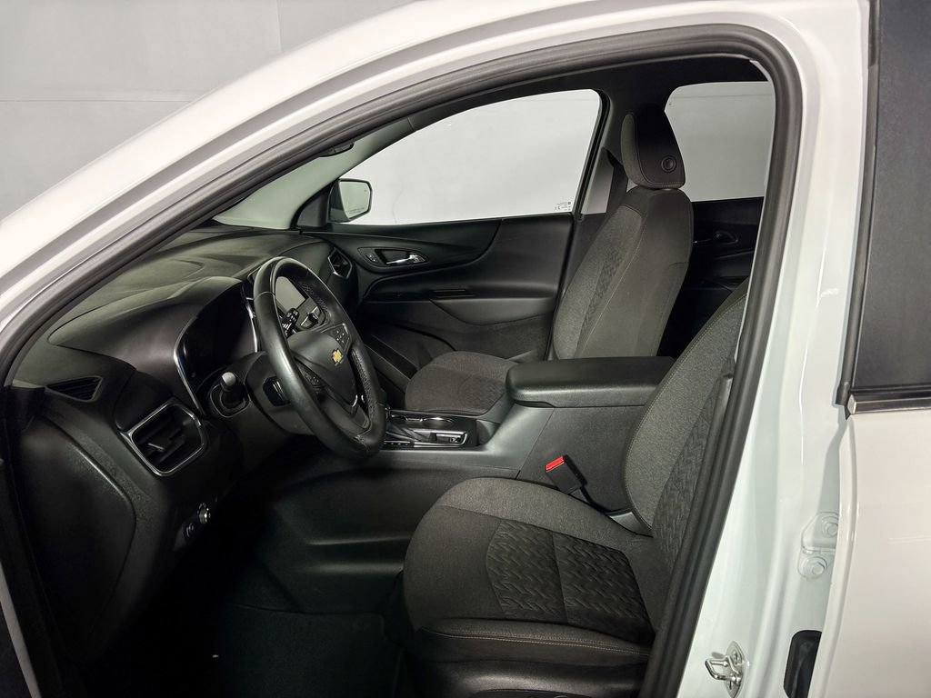 Used 2024 Chevrolet Equinox LT image 11
