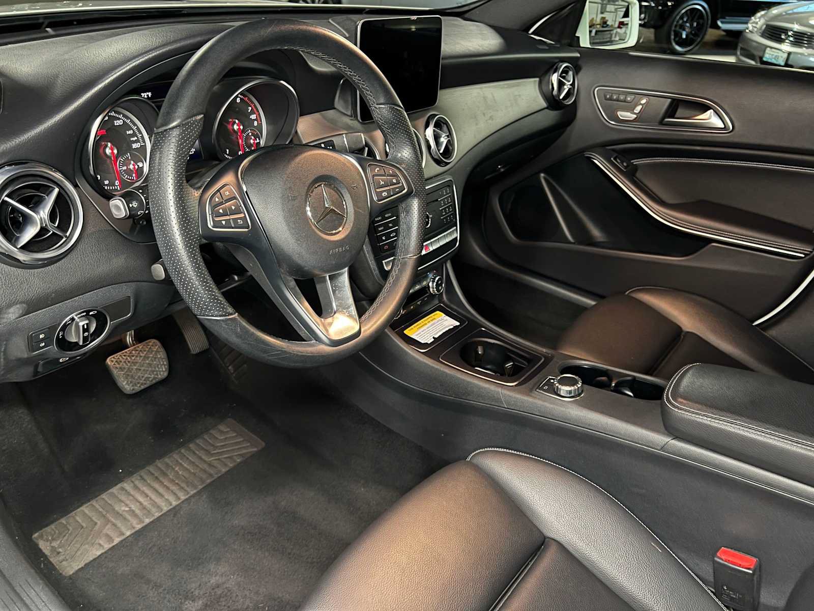 Certified 2020 Mercedes-Benz GLA 250 4MATIC image 25
