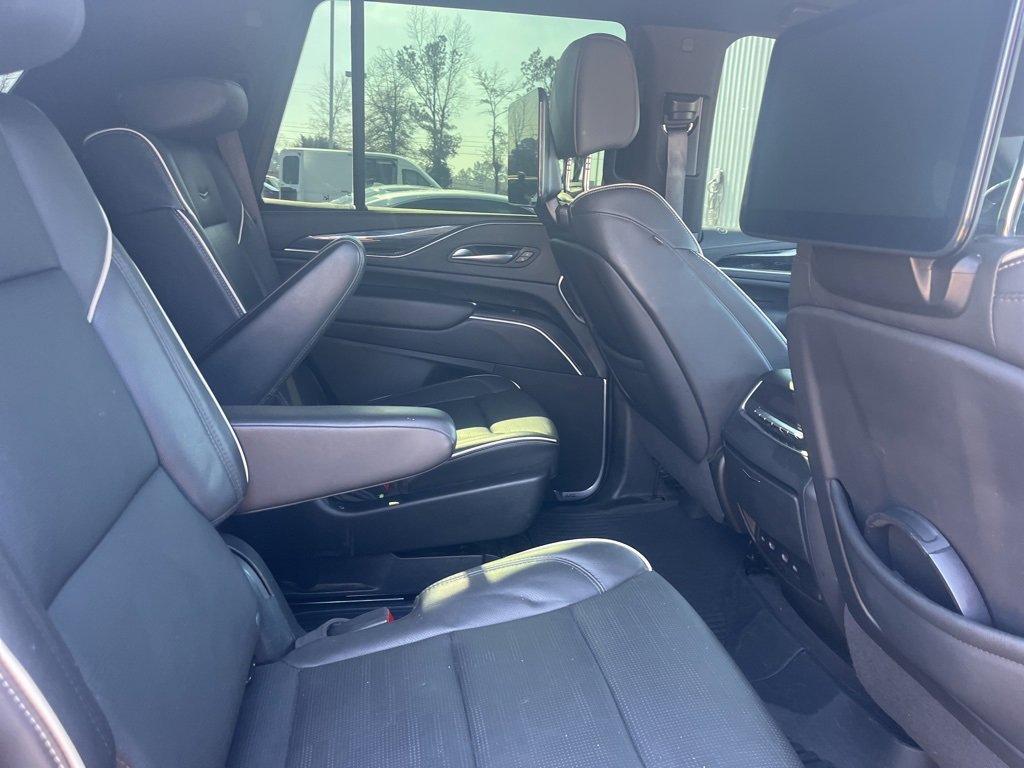 Used 2023 Cadillac Escalade Sport w/ Touring Package image 4