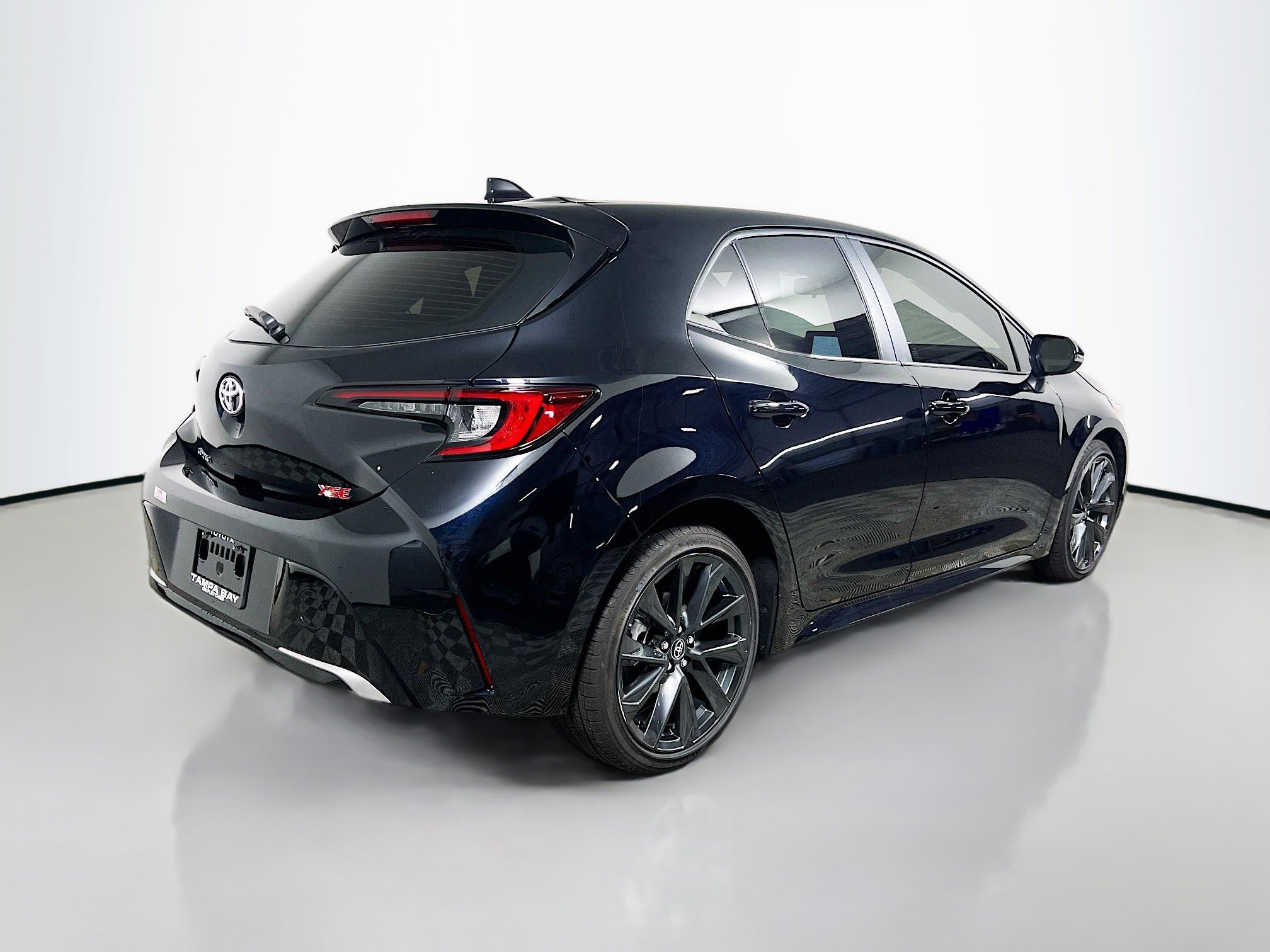 Used 2026 Toyota Corolla XSE FWD image 4