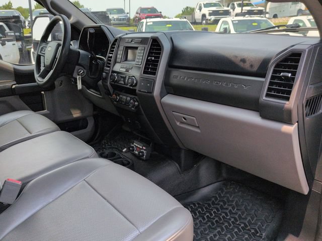 Used 2019 Ford F550 4x4 Regular Cab Super Duty image 27