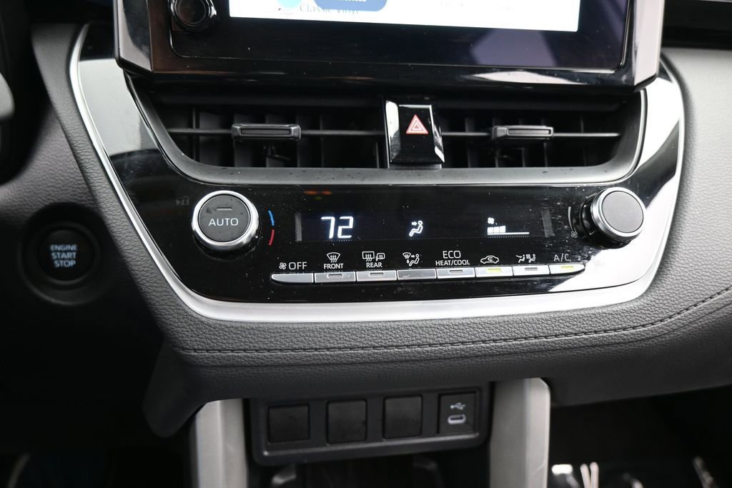 Used 2024 Toyota Corolla Cross LE FWD image 23