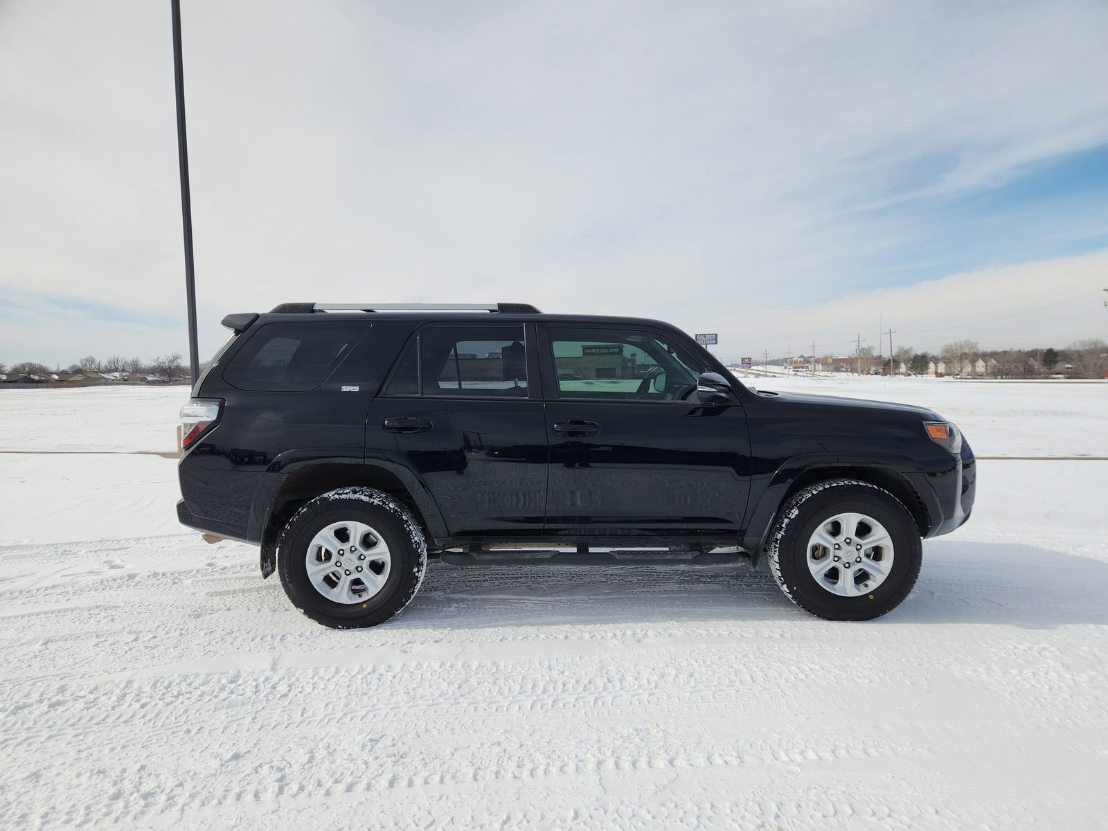 Used 2020 Toyota 4Runner SR5 Premium image 7