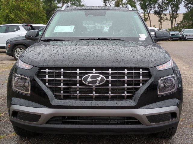 New 2026 Hyundai Venue SEL FWD image 9