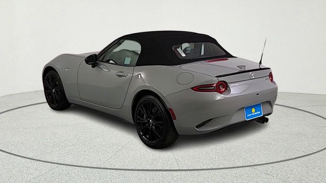 New 2026 MAZDA MX-5 Miata Club w/ Weather Package RWD image 5