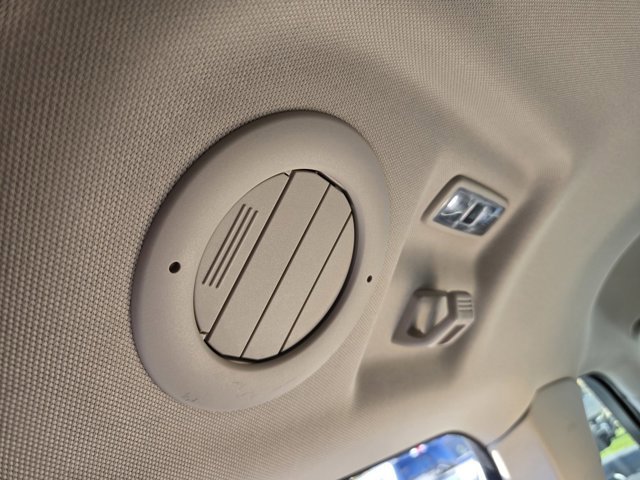 Used 2022 Ford Explorer Platinum w/ Equipment Group 601A image 31